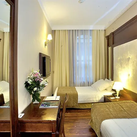 Hotel Atik 3*