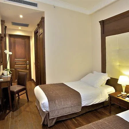 Atik Hotel