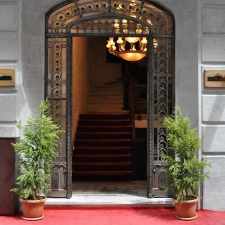 Atik Hotel